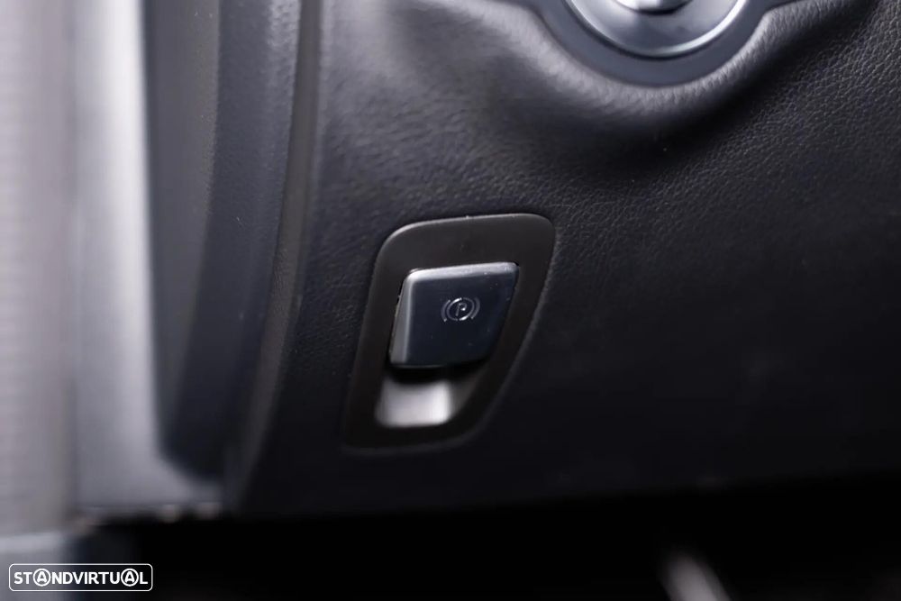 Mercedes-Benz C 300 de T 9G-TRONIC Avantgarde - 38