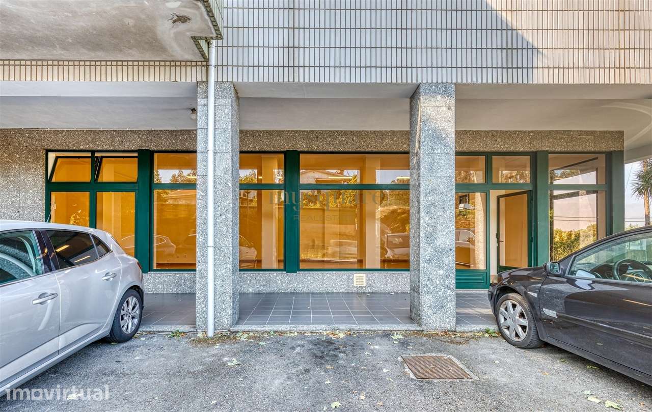 Loja Comercial para Arrendamento em São Roque (junto a São João da Mad - Grande imagem: 2/6