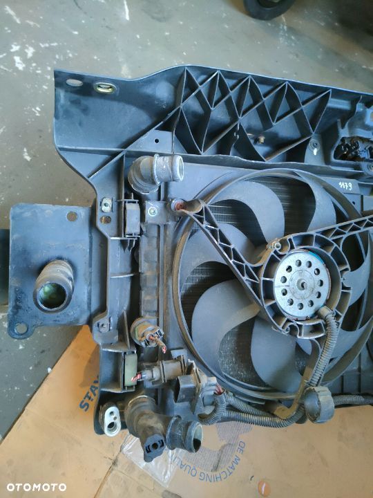 Przedni pas New Beetle  2,0b - 4