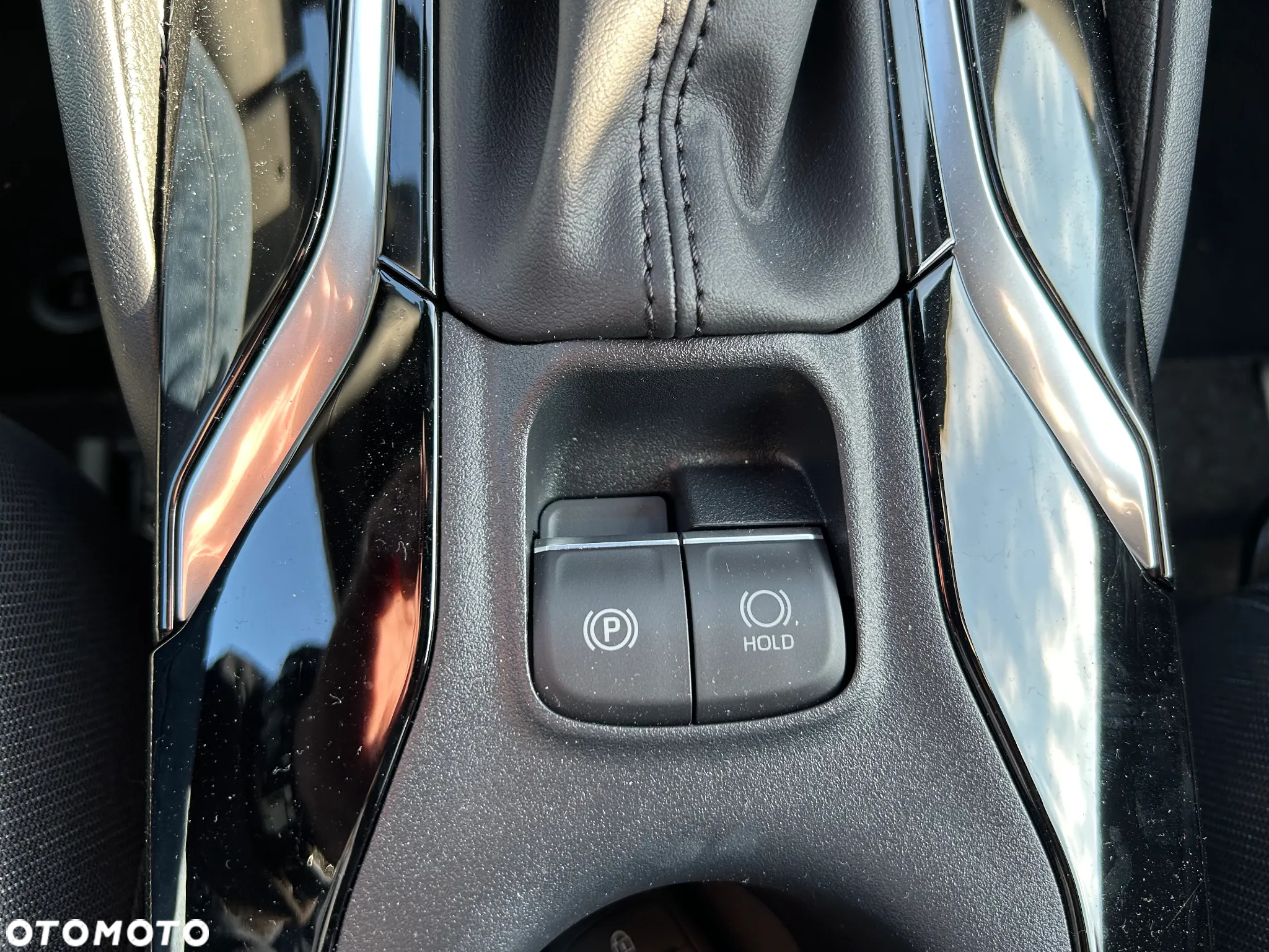 Suzuki Swace 1.8 Hybrid Elegance CVT - 17