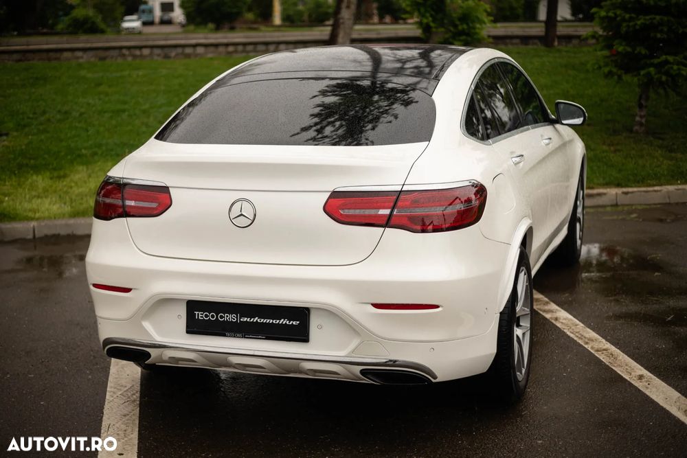 Mercedes-Benz GLC - 32