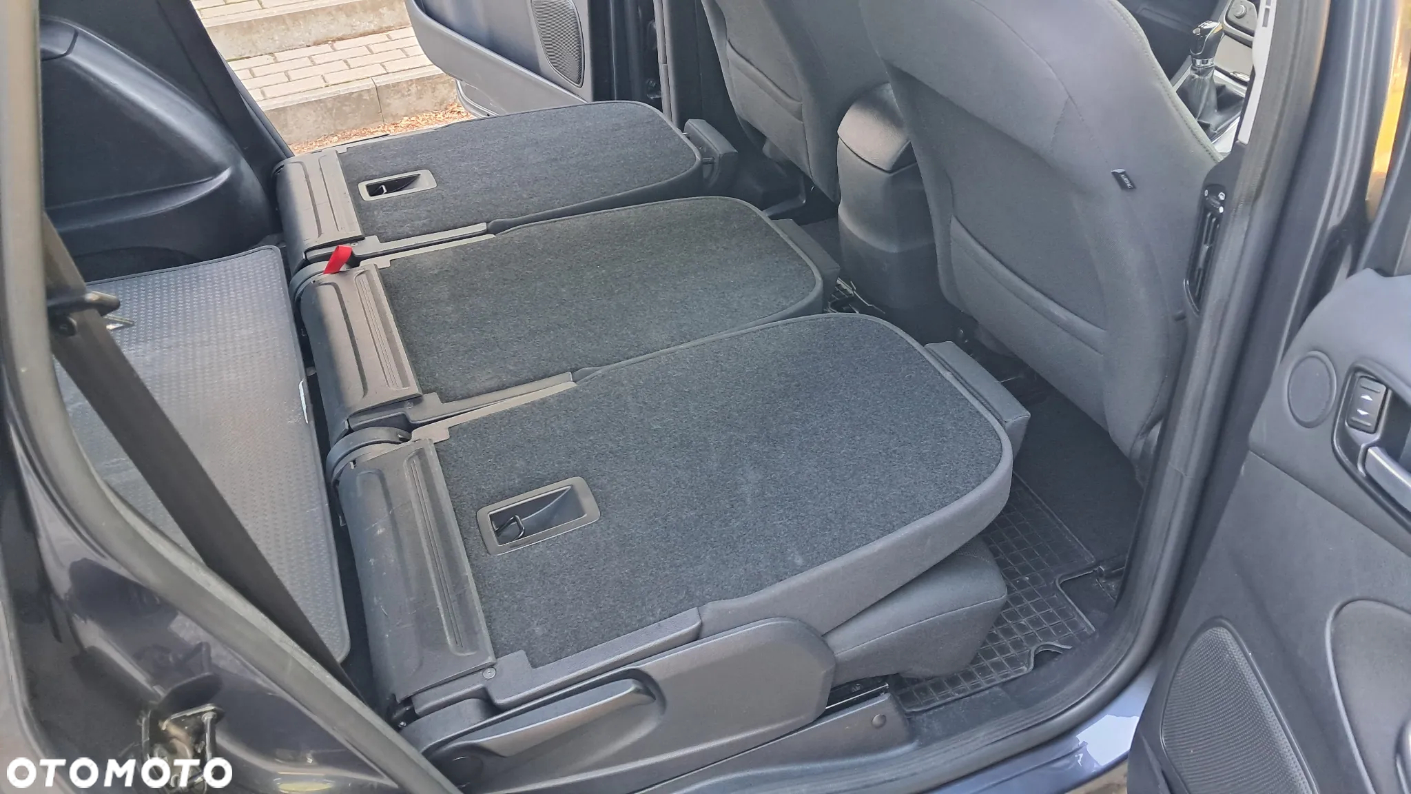 Ford S-Max 2.0 Titanium - 21