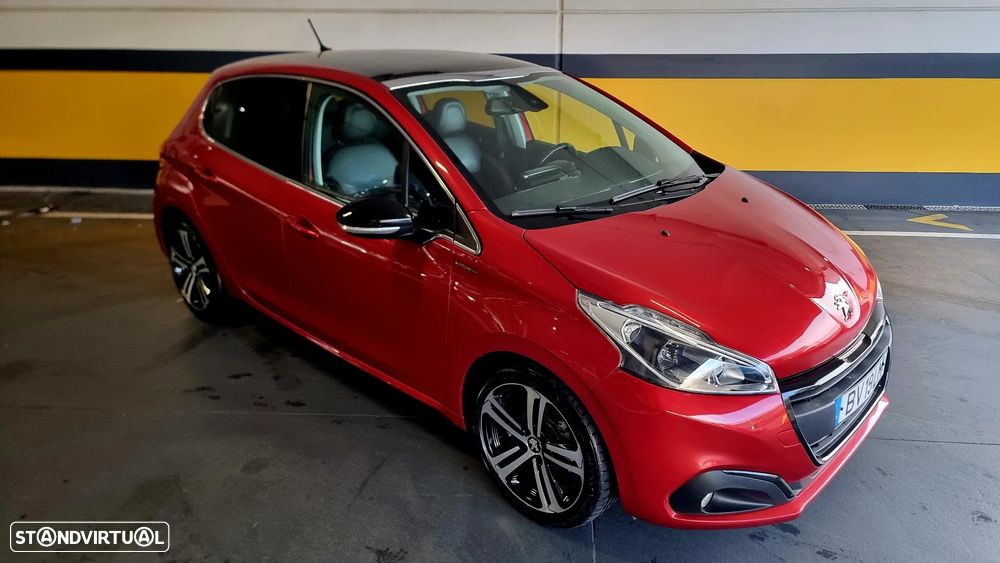 Peugeot 208 1.2 PureTech GT Line - 2