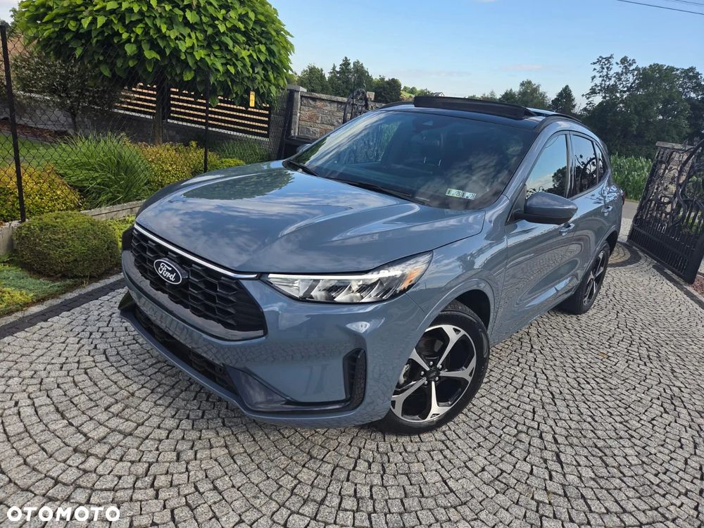 Ford Kuga 2.0 EcoBoost 4x4 Titanium - 38