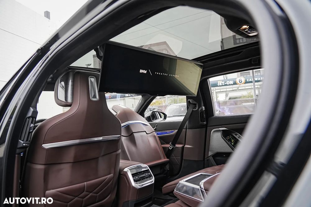 BMW Seria 7 750e xDrive - 16