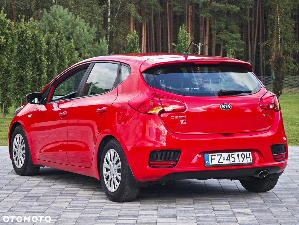 Kia Ceed 1.6 CRDi L Business Line DCT - 4