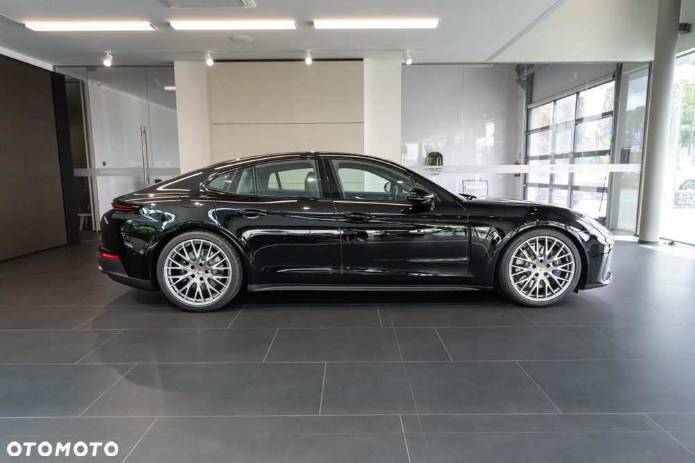 Porsche Panamera 4 E-Hybrid PHEV - 8
