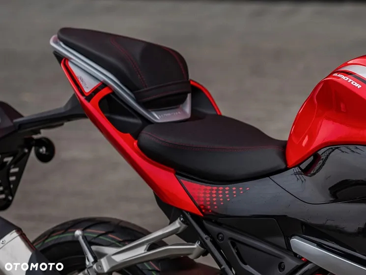 QJMOTOR SRK 125R - 12