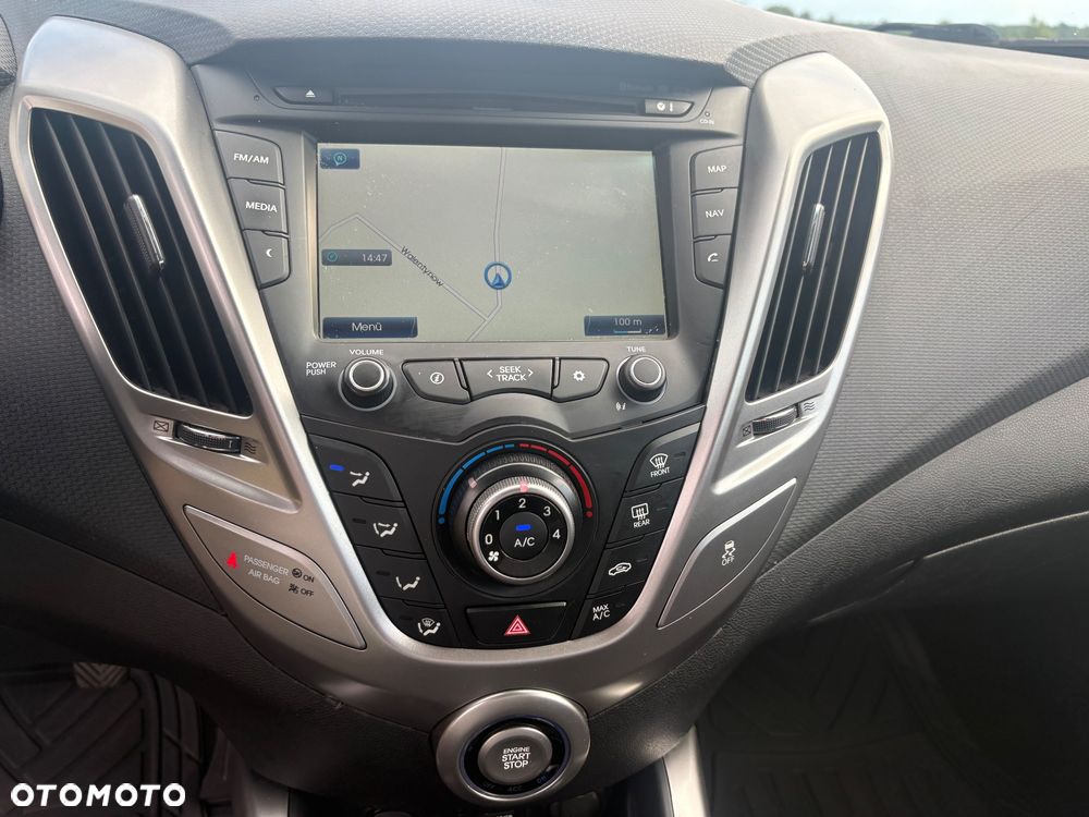 Hyundai Veloster 1.6 GDI Premium - 23