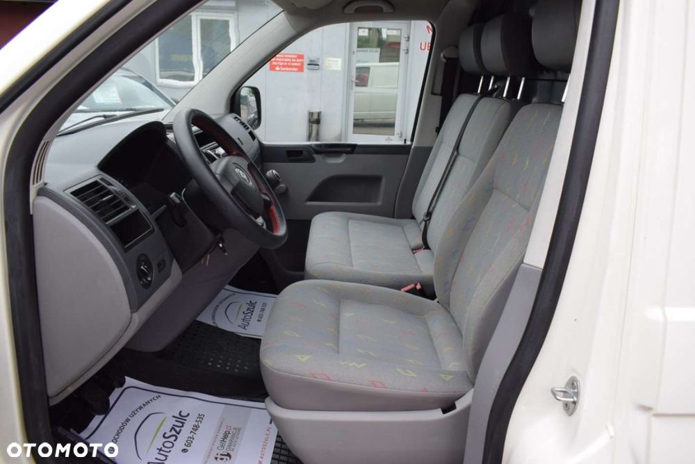 Volkswagen Transporter T5 - 16