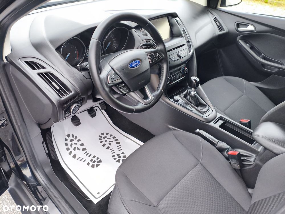 Ford Focus 1.6 TDCi DPF Start-Stopp-System Titanium - 21