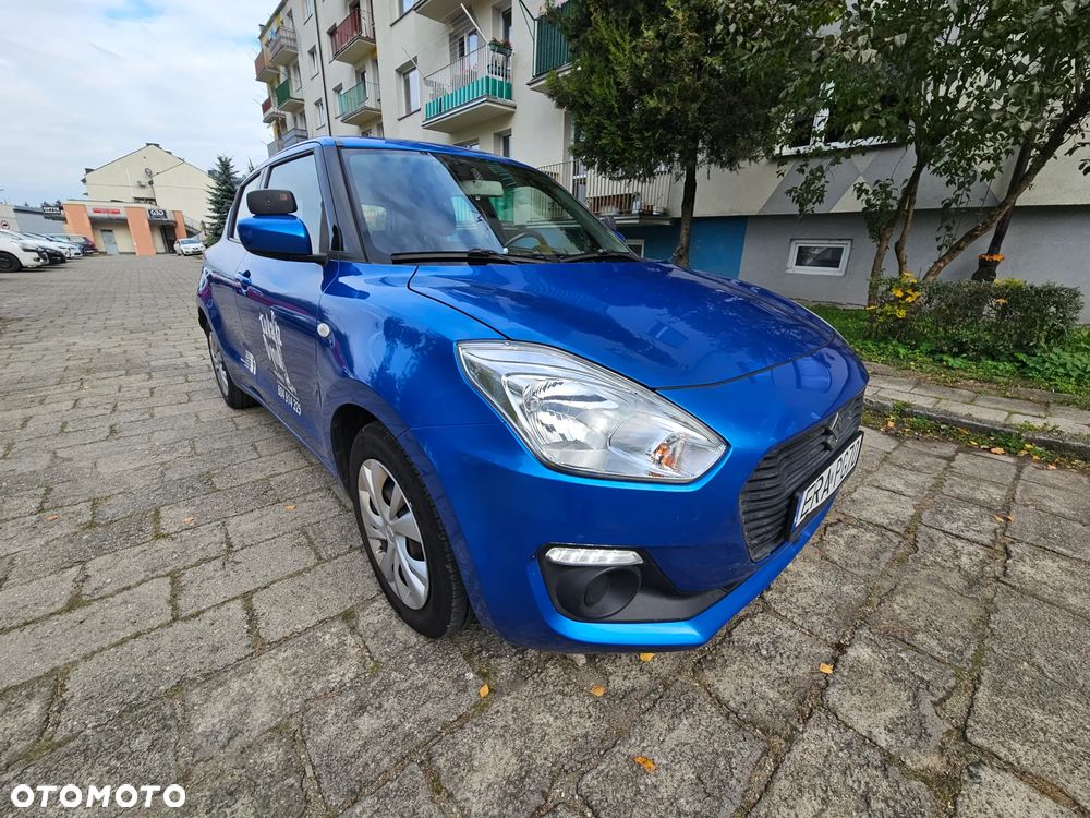 Suzuki Swift 1.2 Premium Plus - 2