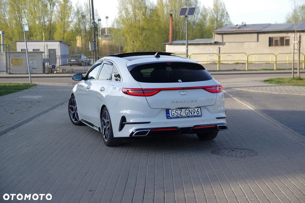 Kia ProCeed 1.6 CRDi DCT7 SCR GT LINE - 14