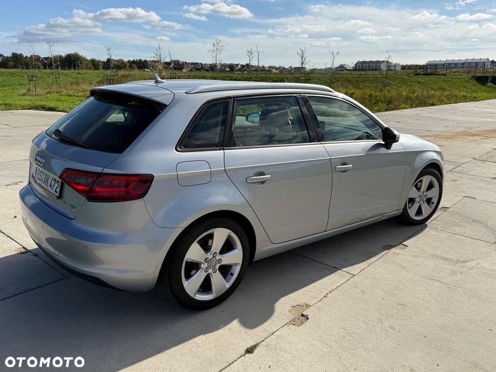 Audi A3 Sportback - 7
