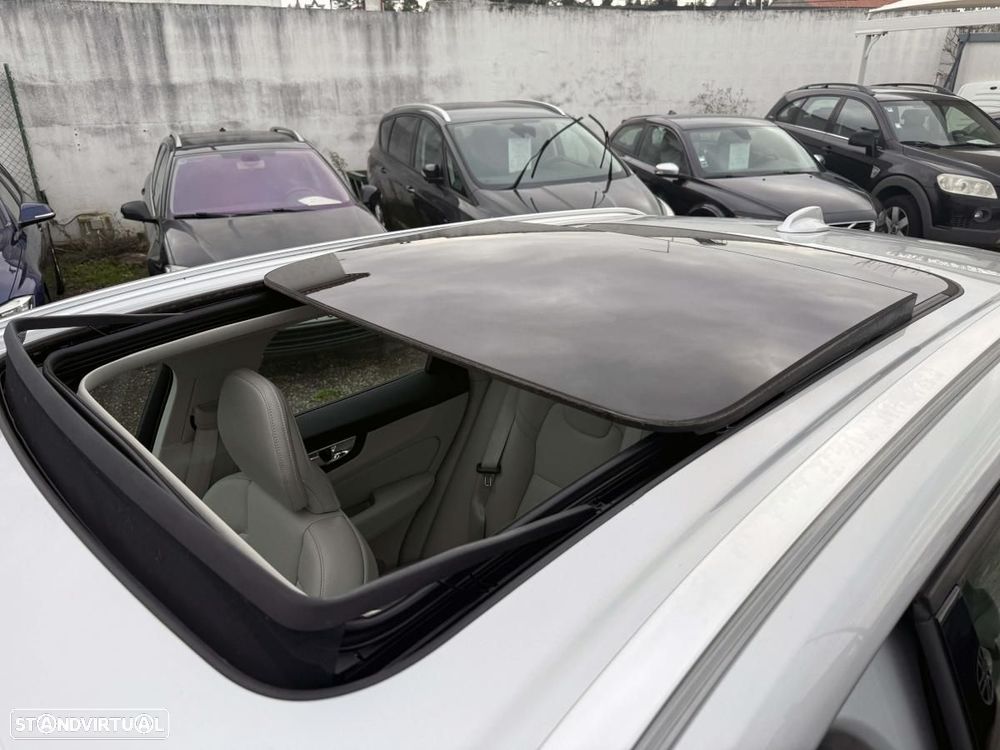 Volvo XC 60 2.0 D4 Momentum Plus Geartronic - 14