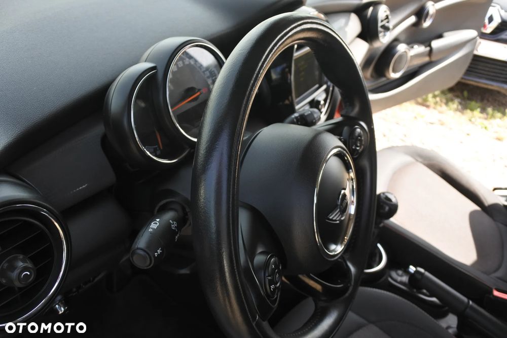 MINI Cooper John Works Trim - 23