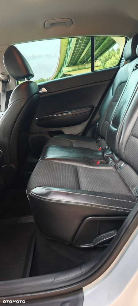 Kia Sportage 2.0 CRDI 4WD Vision - 7