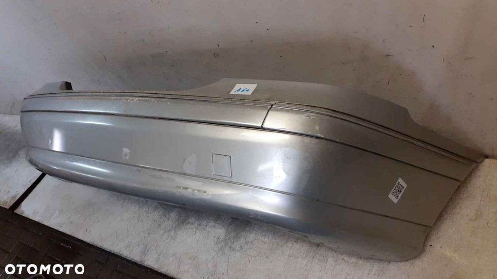 * ZDERZAK TYŁ TYLNY MERCEDES C-KLASA W203 SEDAN C744 SREBRNY - 3