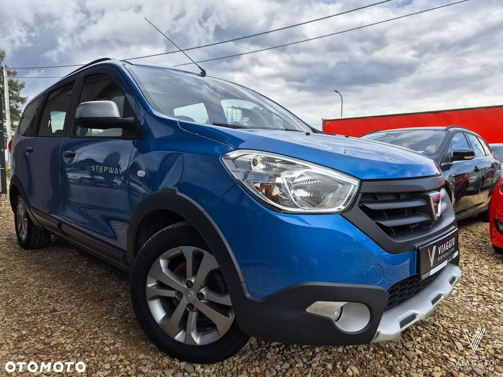 Dacia Lodgy TCe 115 Stepway - 33