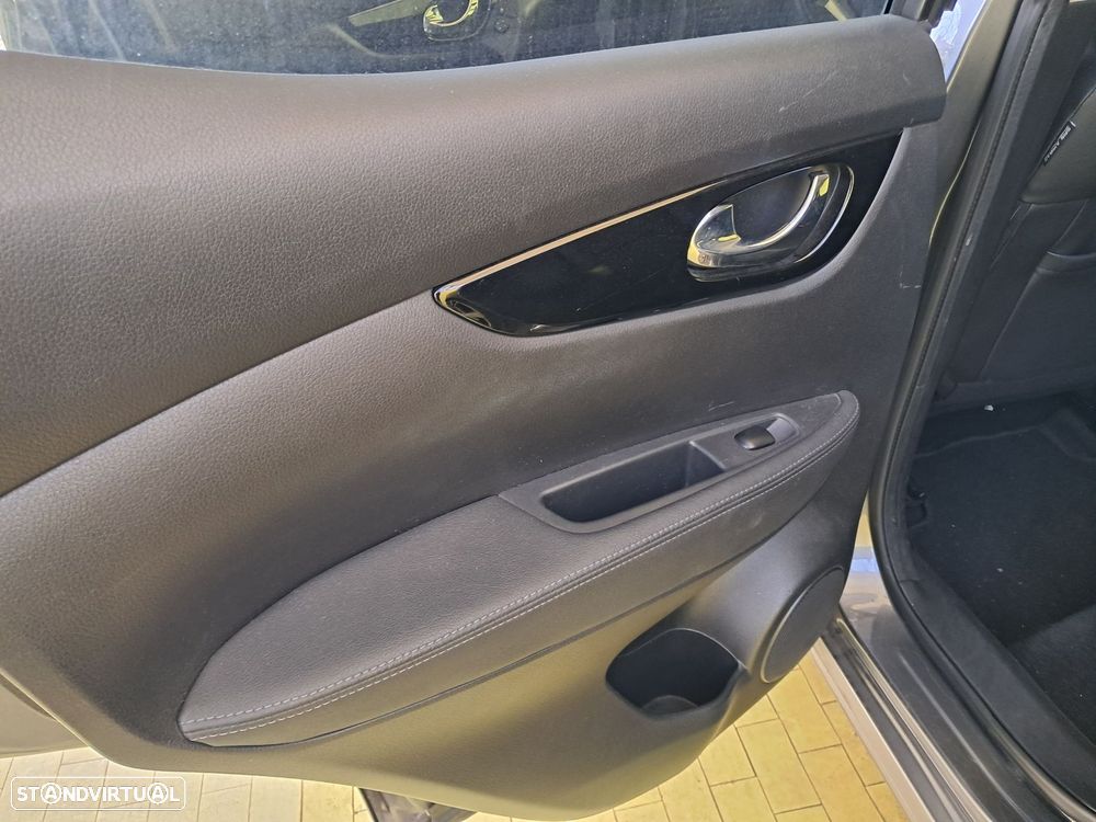 Nissan Qashqai 1.5 dCi 360 - 9