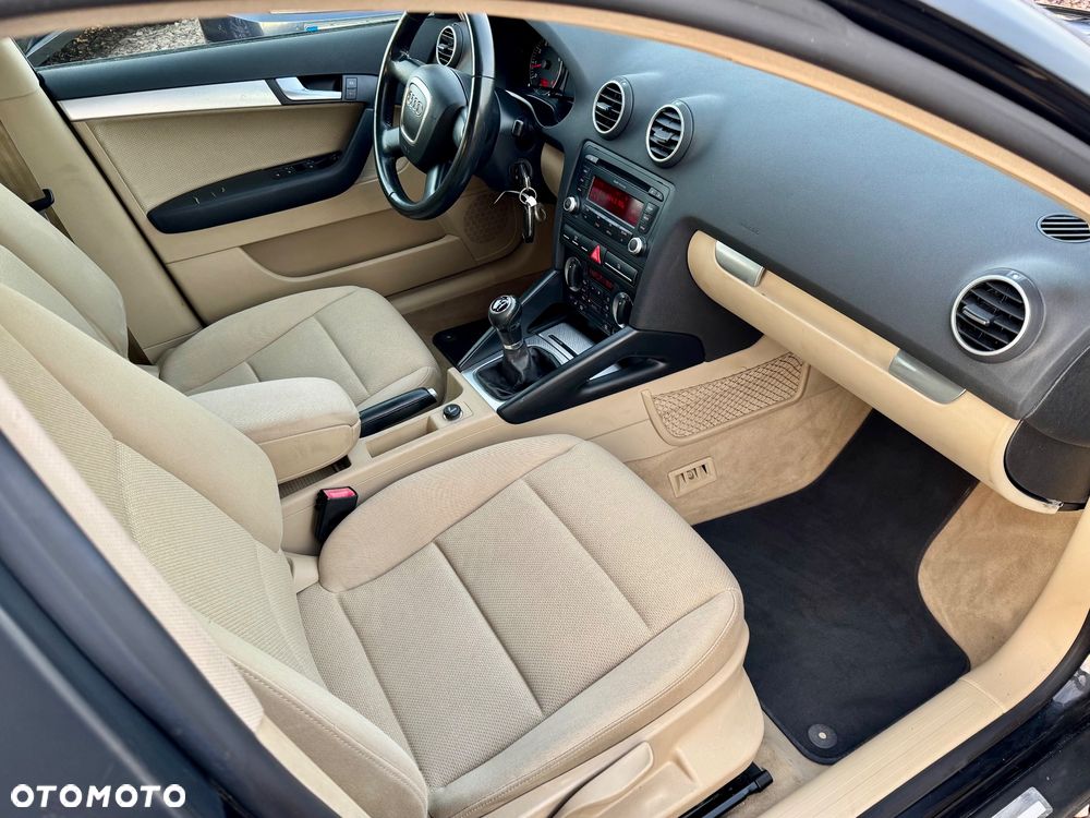 Audi A3 Sportback - 7