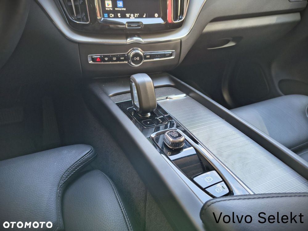 Volvo XC 60 - 28