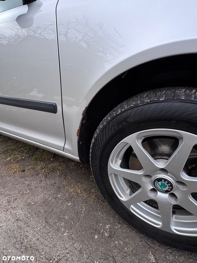 Skoda Octavia 2.0 FSI Ambiente Tiptr - 15