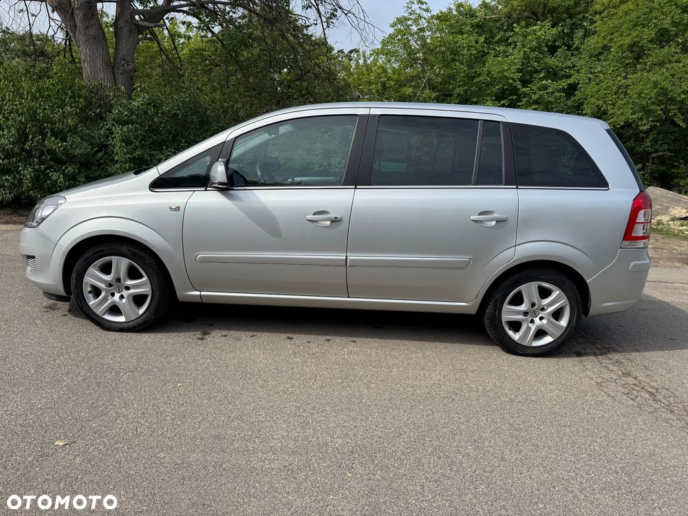 Opel Zafira 1.8 Design Edition - 6