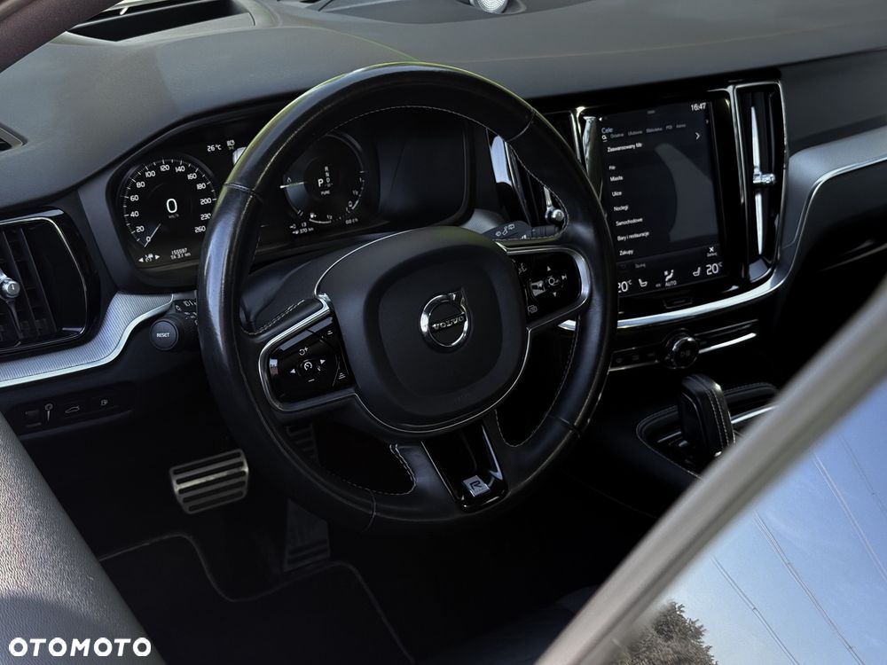 Volvo V60 T8 AWD Recharge Geartronic RDesign - 23