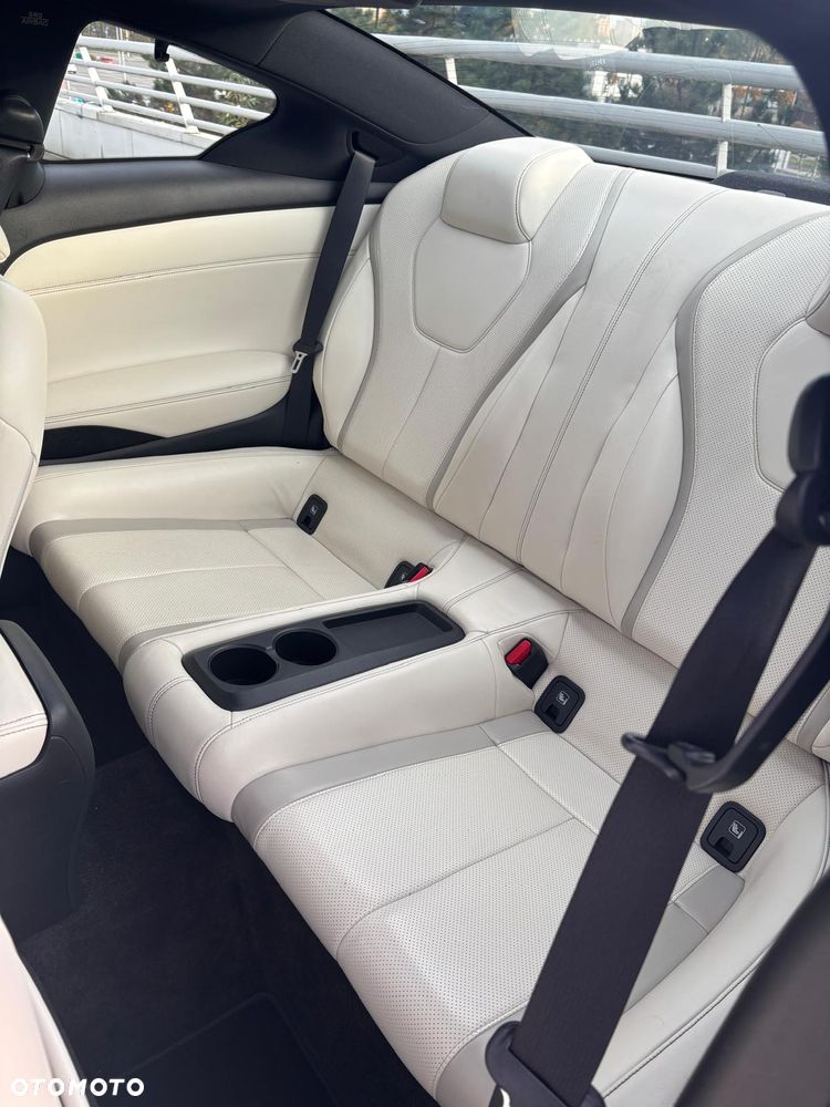 Infiniti Q60 2.0t Sport - 11