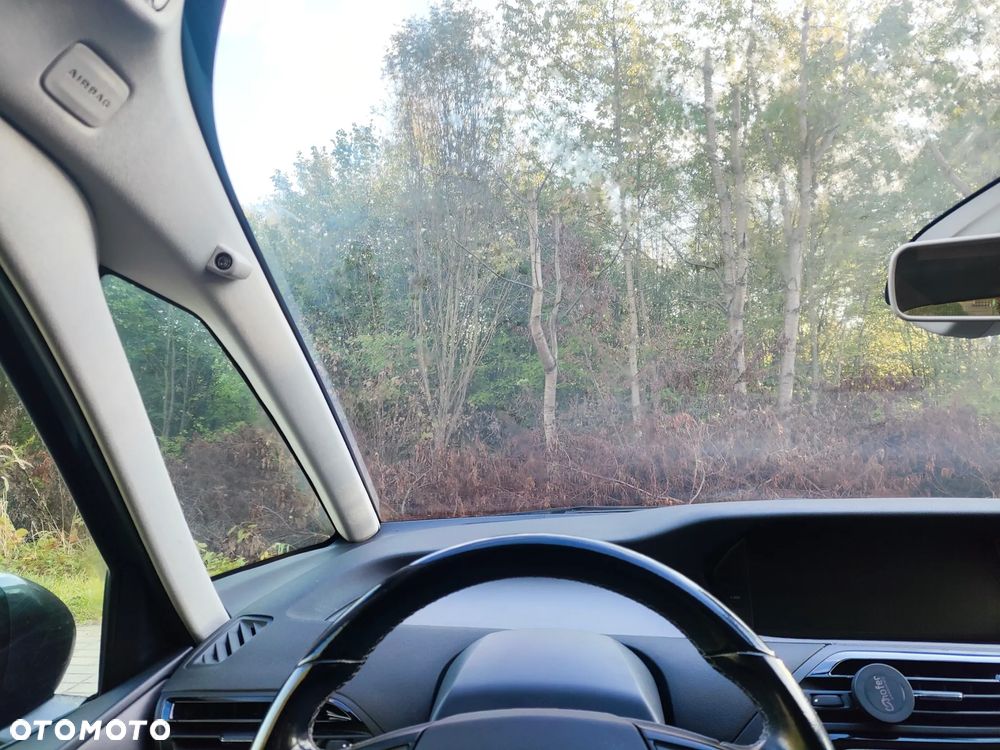 Citroën C4 Picasso 1.2 PureTech MoreLife - 4