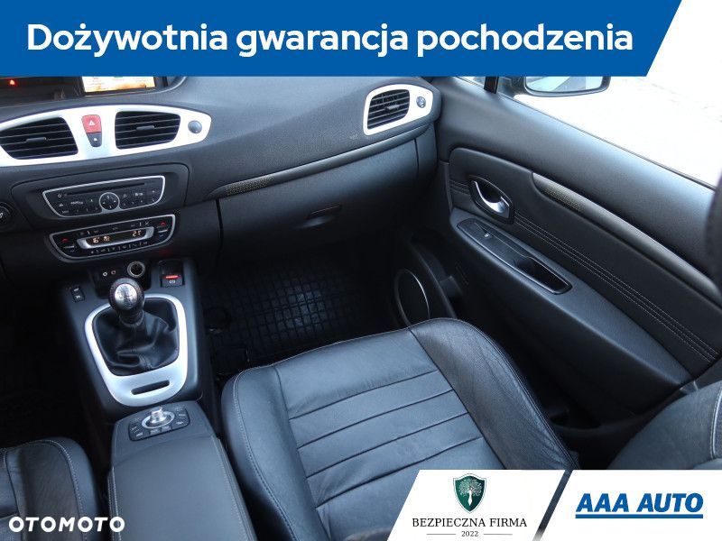 Renault Grand Scenic - 9