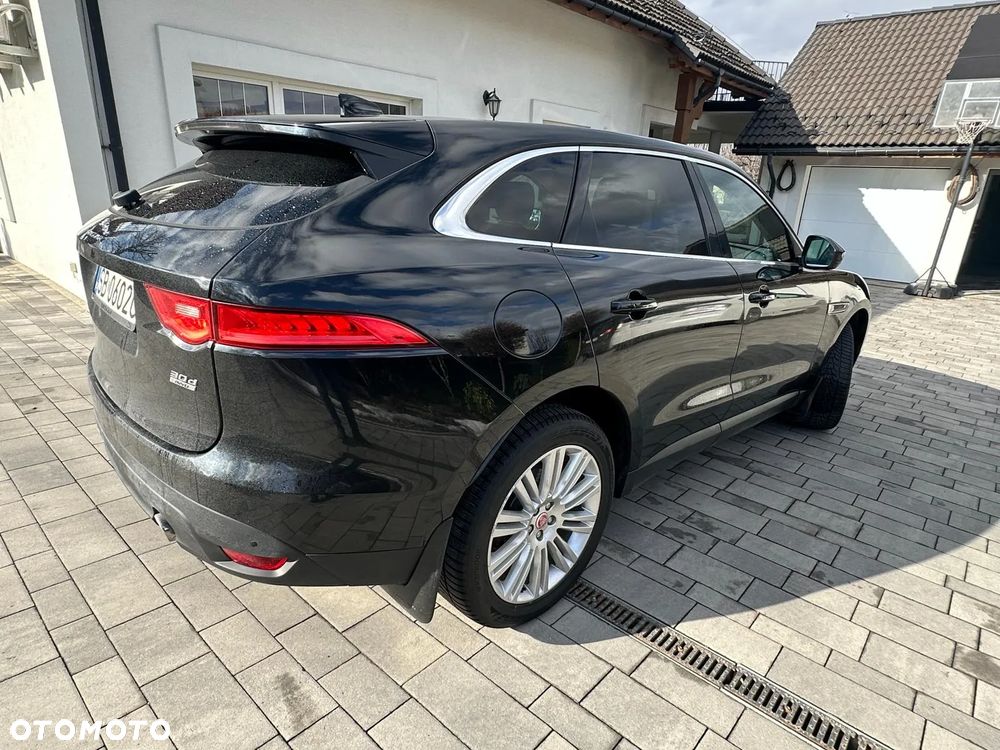 Jaguar F-Pace 3.0 TDV6 AWD Prestige - 2
