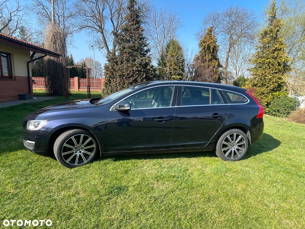 Volvo V60 D3 Drive-E Dynamic Edition (Momentum) - 3