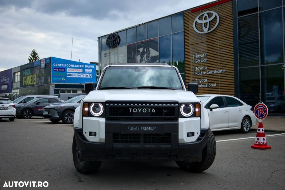 Toyota Land Cruiser - 3
