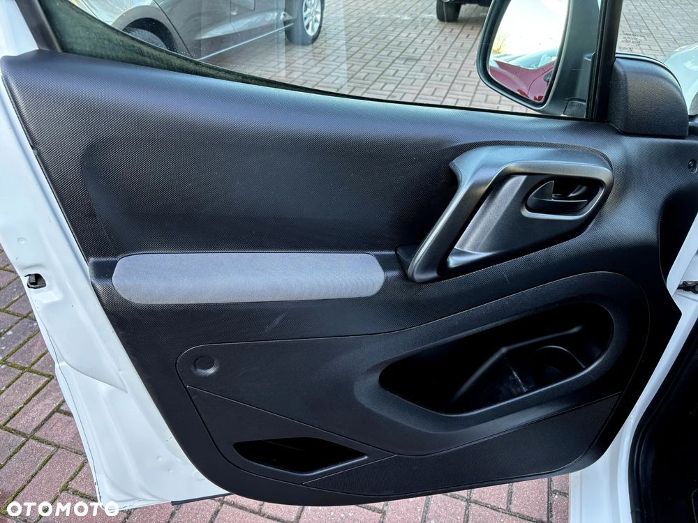 Peugeot Partner 1.6 BlueHDi Active - 23