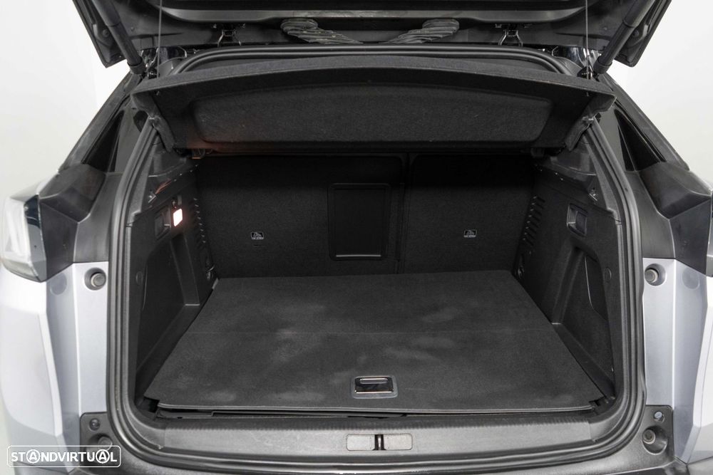 Peugeot 3008 1.6 Hybrid GT Pack e-EAT8 - 11