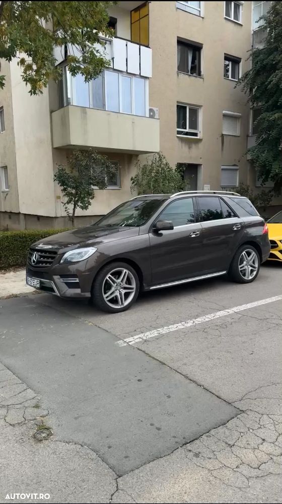 Mercedes-Benz ML 350 BlueTEC 4MATIC Aut - 12