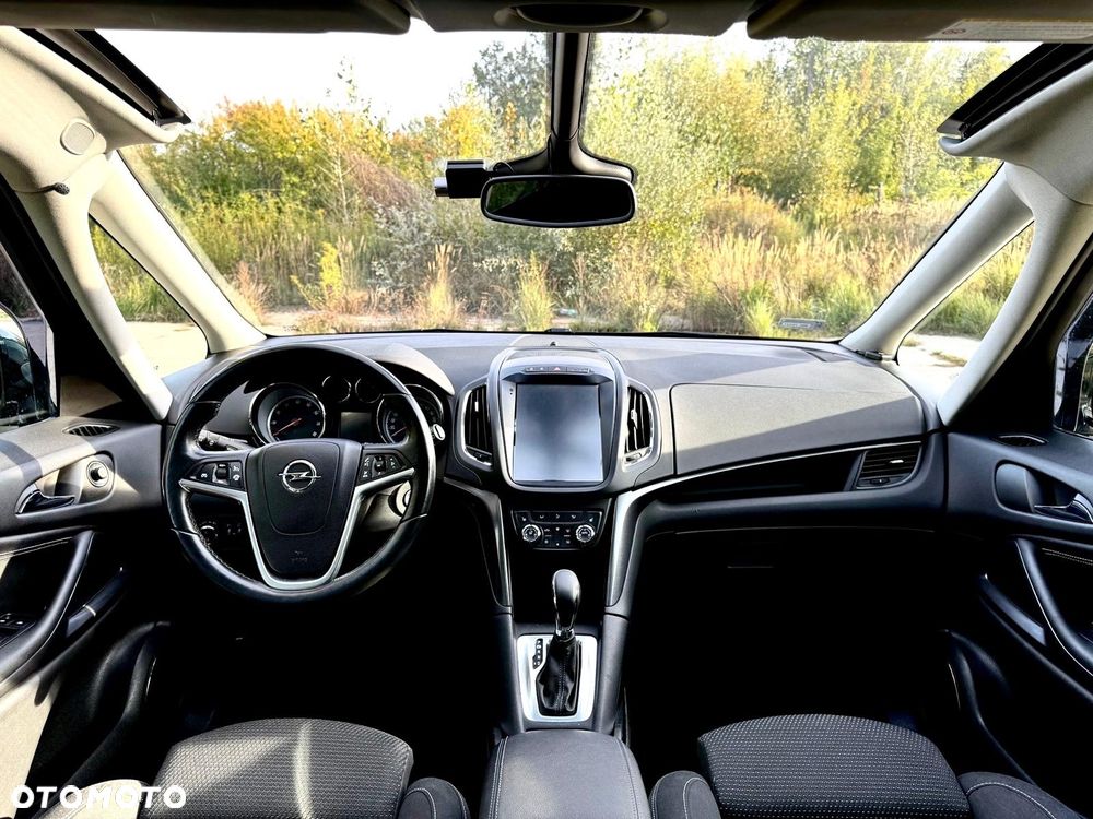 Opel Zafira - 13