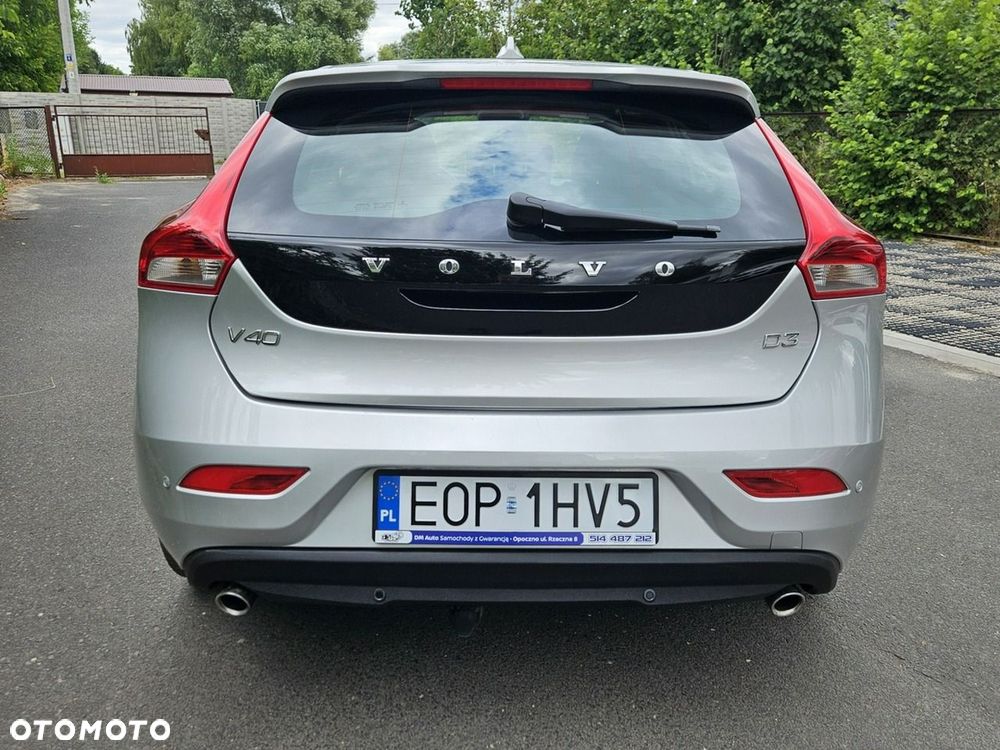 Volvo V40 D3 Geartronic Momentum - 22