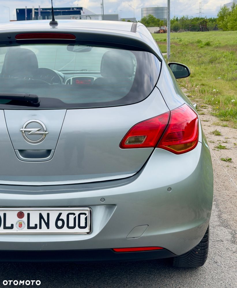 Opel Astra 1.6 Edition - 38
