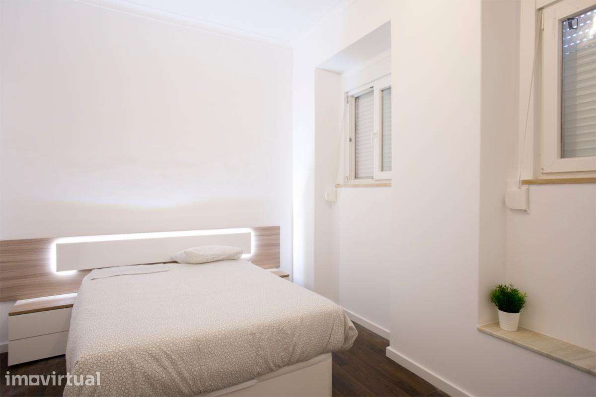 Quarto - localizado em Alcântara Lisbon - Grande imagem: 2/14