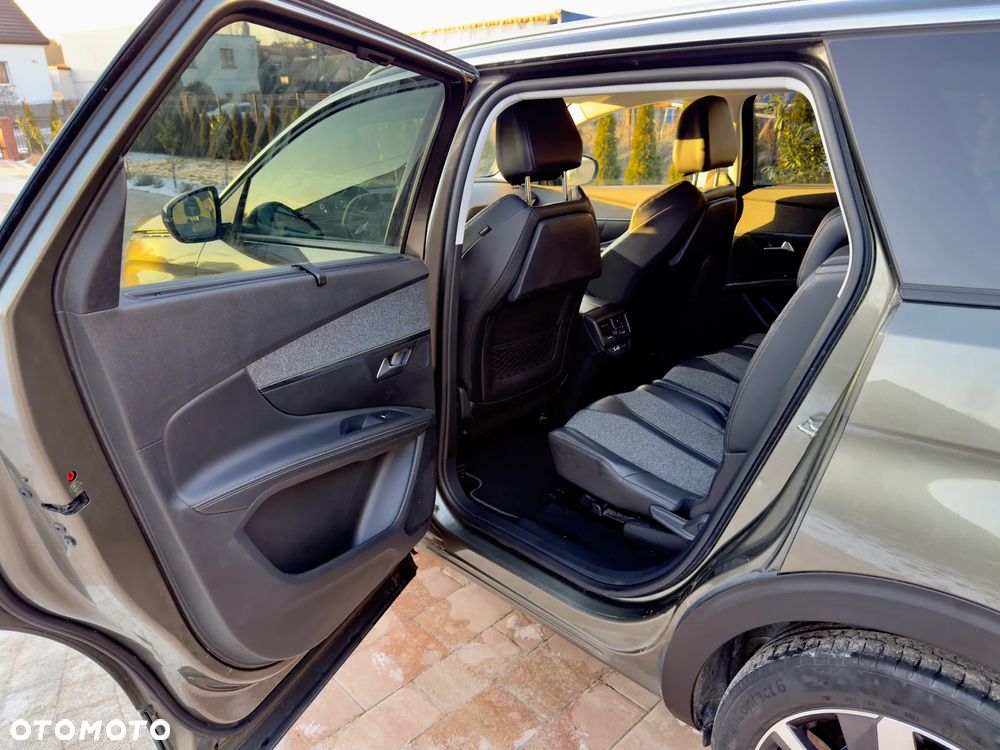 Peugeot 5008 BlueHDi 120 Allure - 12