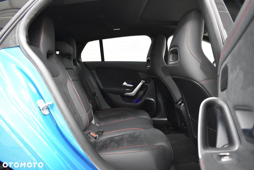 Mercedes-Benz CLA 200 d 8G-DCT AMG Line Advanced Plus - 23