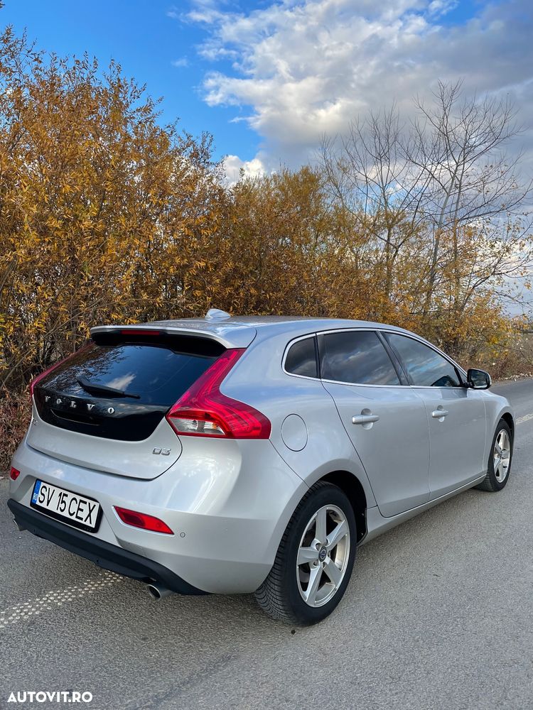 Volvo V40 D3 Aut. Summum - 8