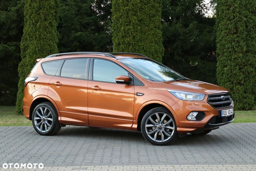 Ford Kuga 1.5 EcoBoost 2x4 ST-Line - 8