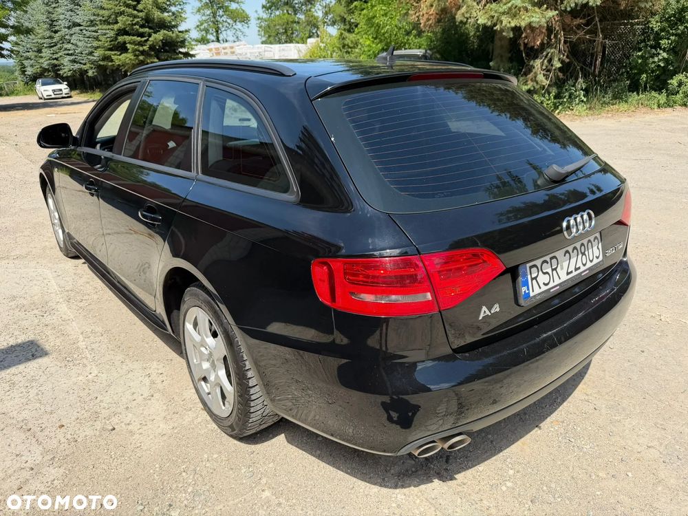 Audi A4 Avant - 17