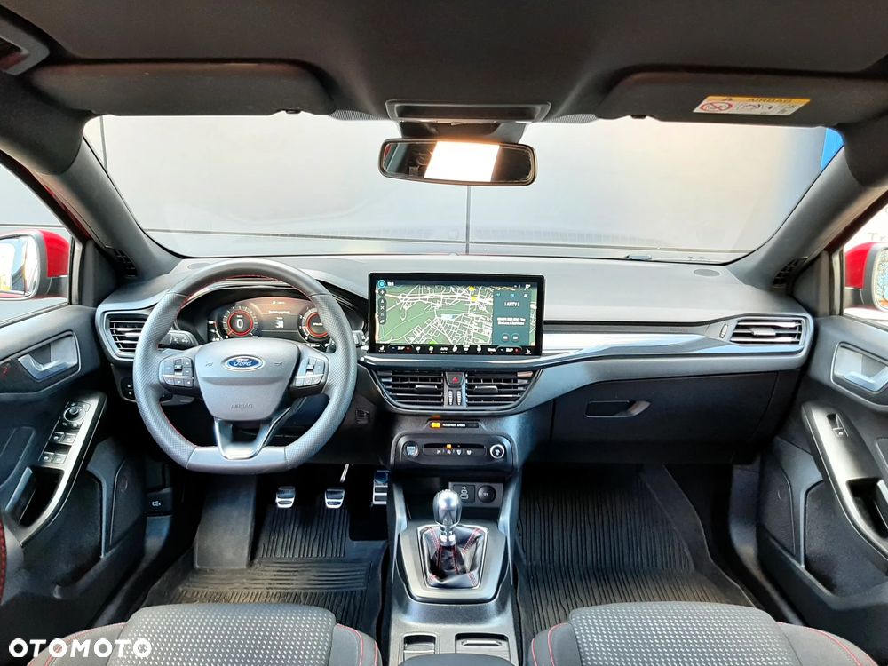 Ford Focus 1.0 EcoBoost ST-Line X - 30