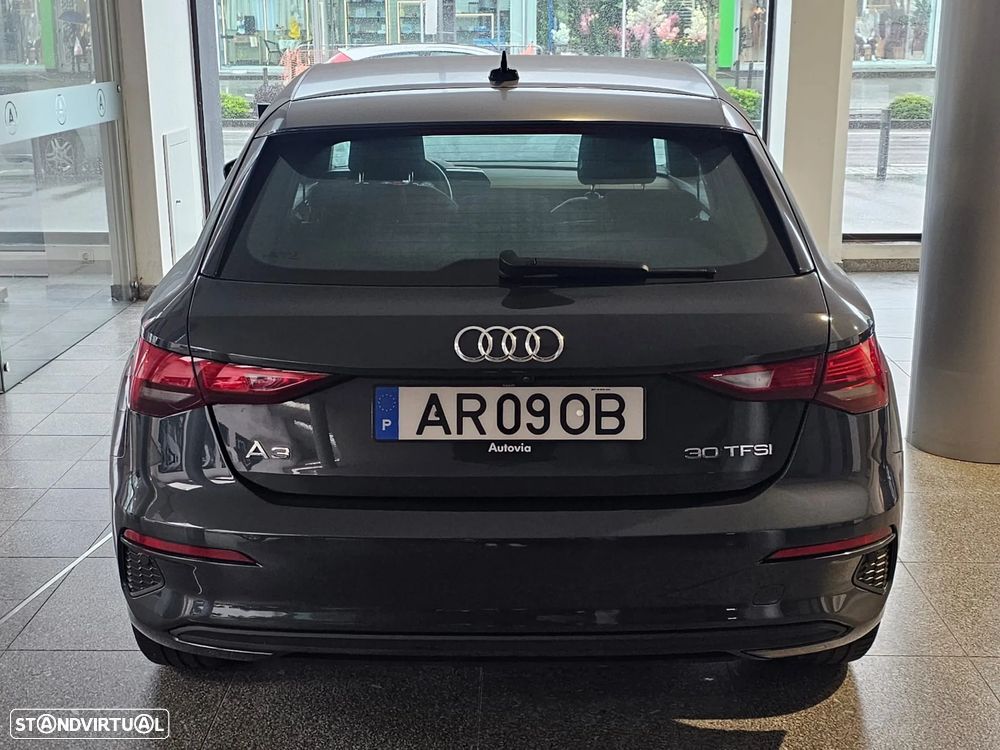 Audi A3 Sportback 30 TFSI Advanced - 2
