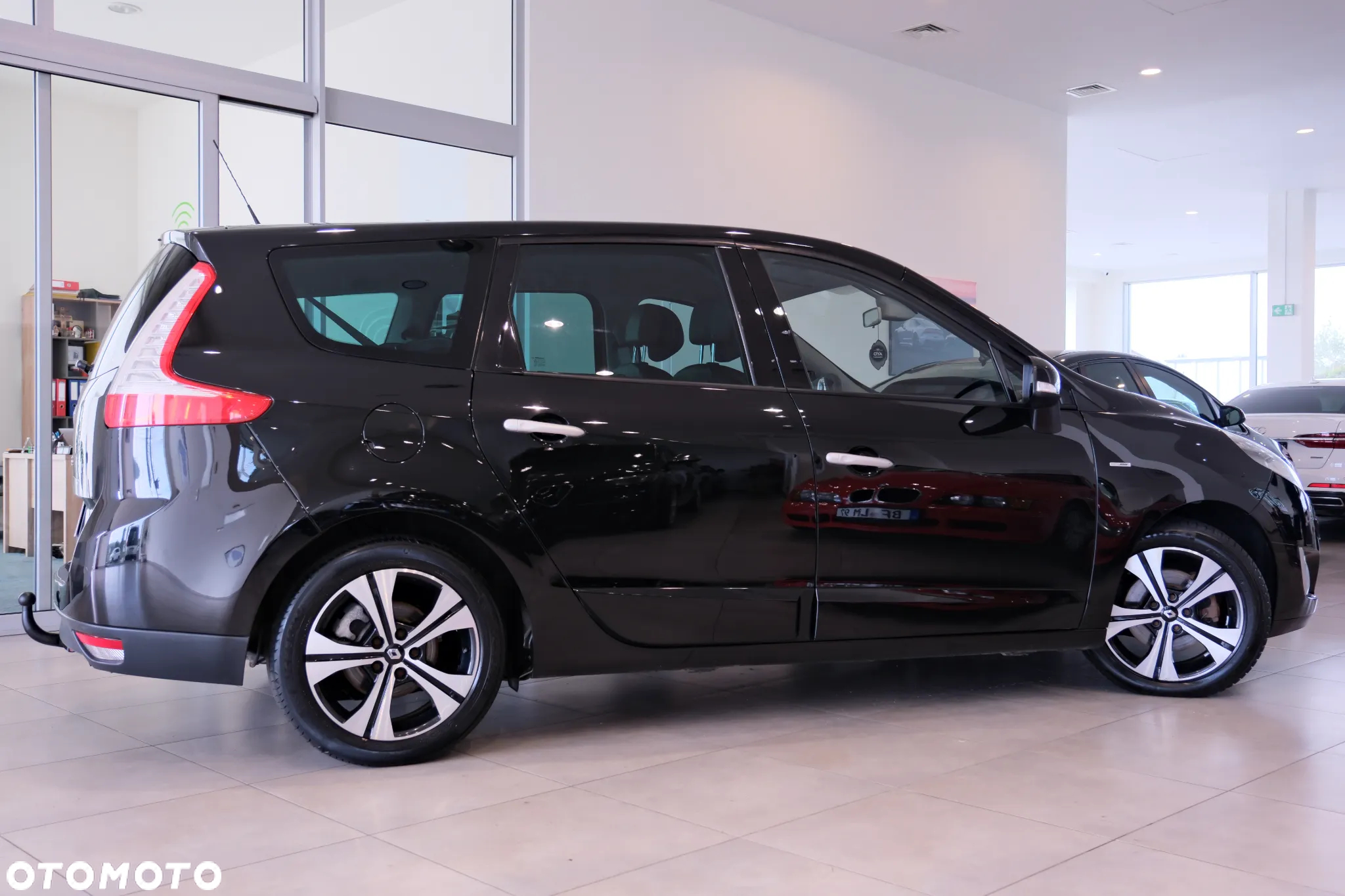 Renault Scenic 2.0 16V 140 CVT Bose Edition - 13